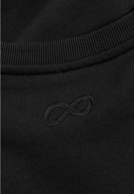 KL261MSWE1021_crewneck_jacquardlabel_black_4