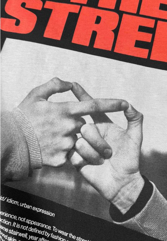 KL261MTEE1182_ts_wearthestreet_black_4